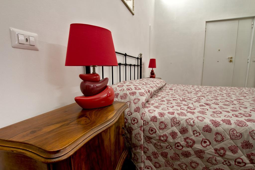 Santacroce Guest House Roma Oda fotoğraf