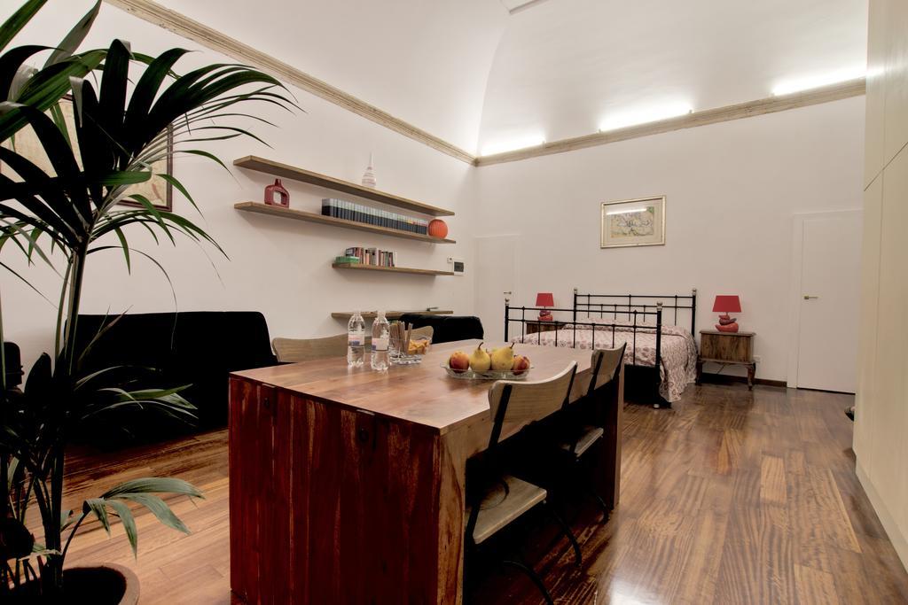Santacroce Guest House Roma Oda fotoğraf