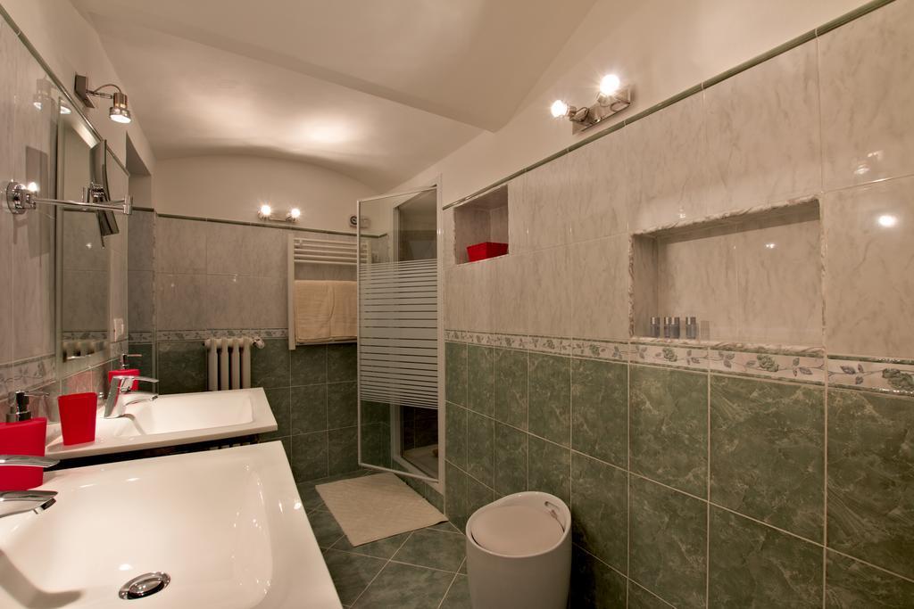 Santacroce Guest House Roma Oda fotoğraf