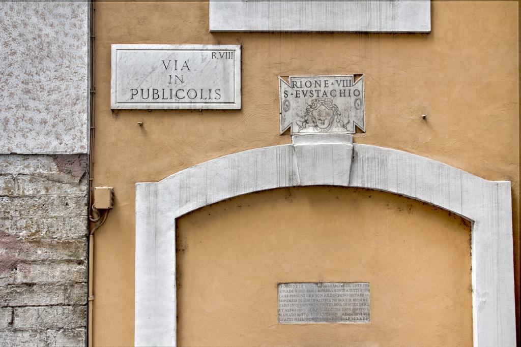 Santacroce Guest House Roma Oda fotoğraf